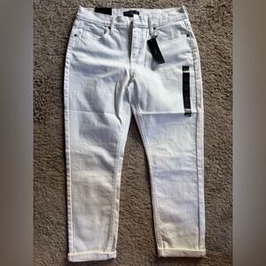 Banana Republic Petite Girlfriend Jean – White – Size 28/6P – NWT